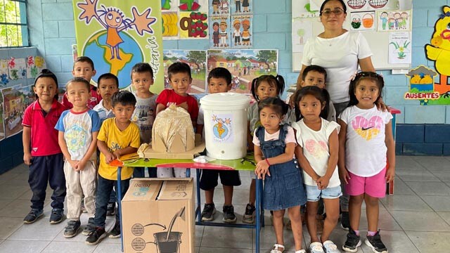 GUATEMALA FILTROS ESCUELAS4.jpg